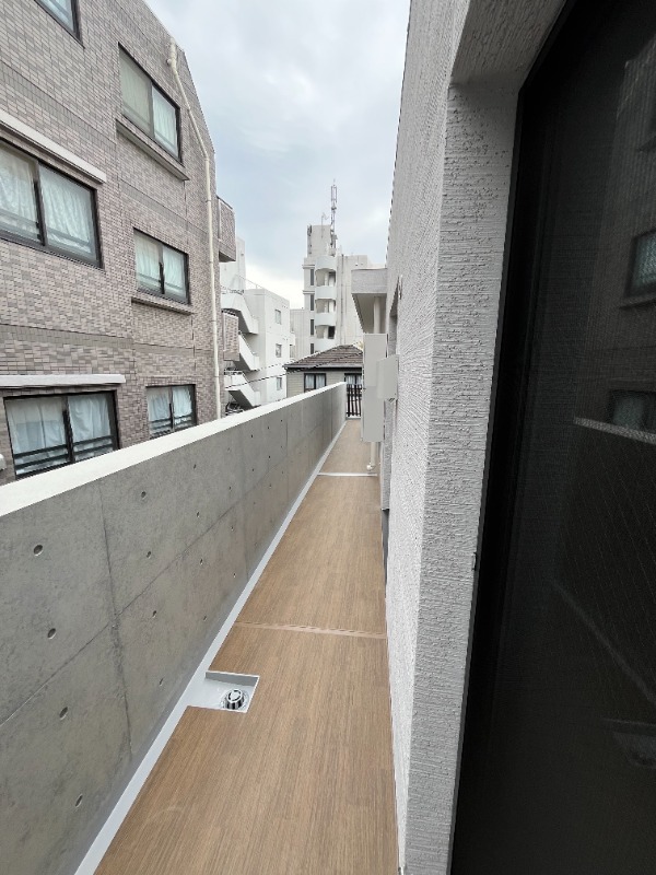 A-3 ASAGAYA Residence バルコニー