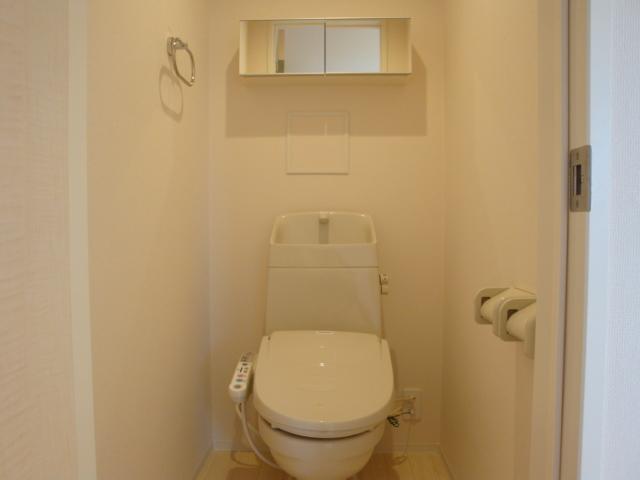 レーベン・ハイム美園５ シャワー付トイレ