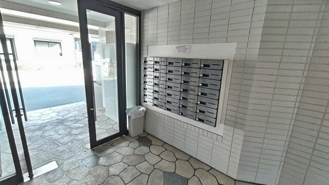 ローズマンションＡ－２８(A-028)3階 エントランス