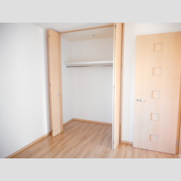 セジュール梨香 クローゼット