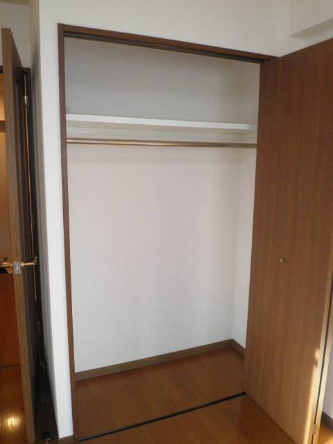 ガラ・シティ田町9階 専用の収納スペースです