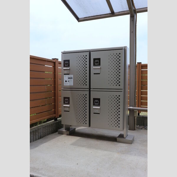 ラフォーレ上ノ台　C 宅配ボックス