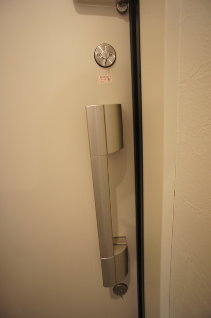 クオーレ薬円台Ⅱ0302号室 安心のダブルロック