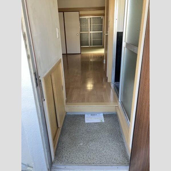 白樺コーポラス103号室 写真は208号室のものになります