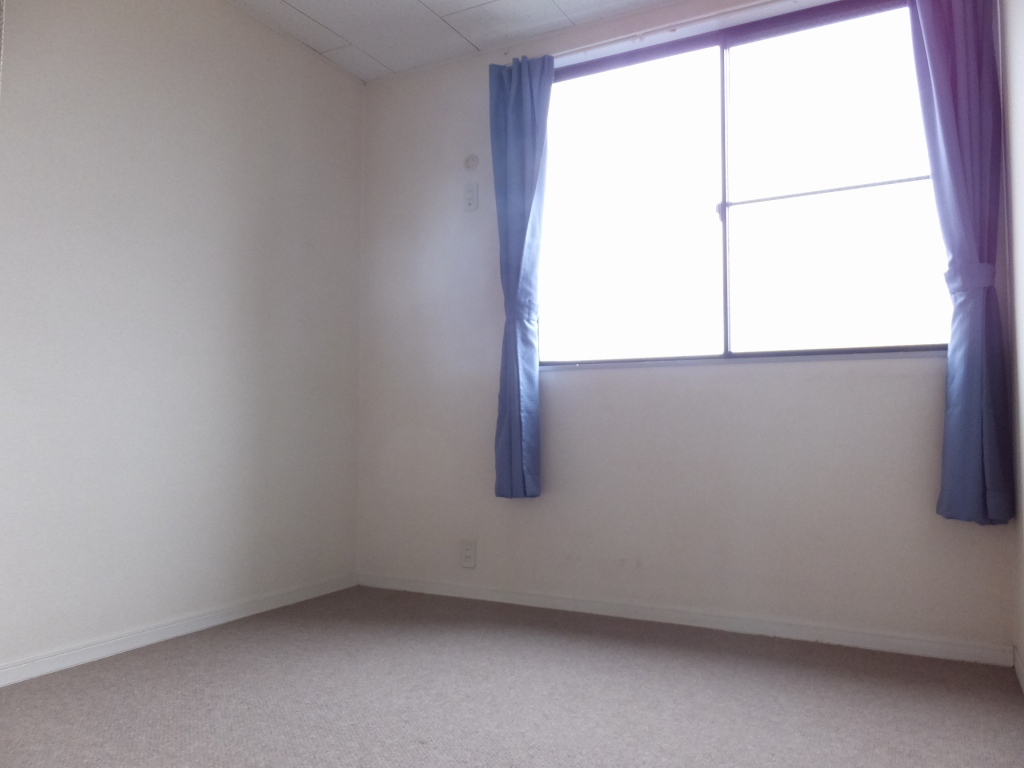 レオパレスグッド・ラック106号室 2F居室