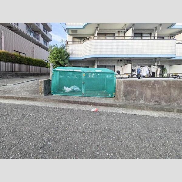 スカイプラザ ごみ置場