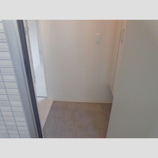 プライム メゾン201号室 玄関