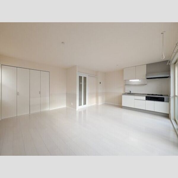 ファーストヴューラ十番館 リビング