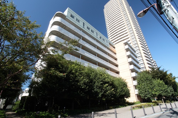 河田町ガーデン４号棟の外観画像