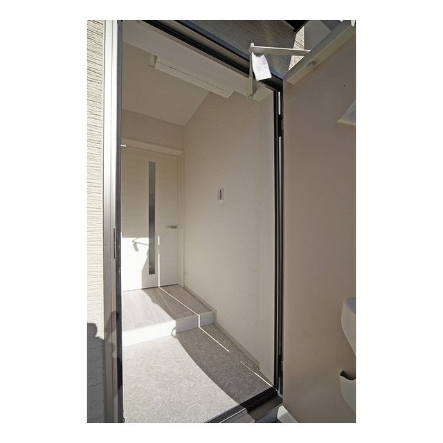 レザン　ベルク102号室 室内とはﾄﾞｱでｾﾊﾟﾚｰﾄ。