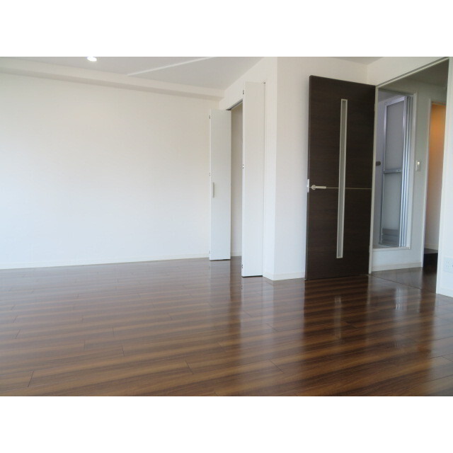 新宿ナショナルコート9階 内観