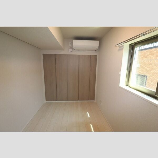 サンジョイアゼロ303号室 納戸