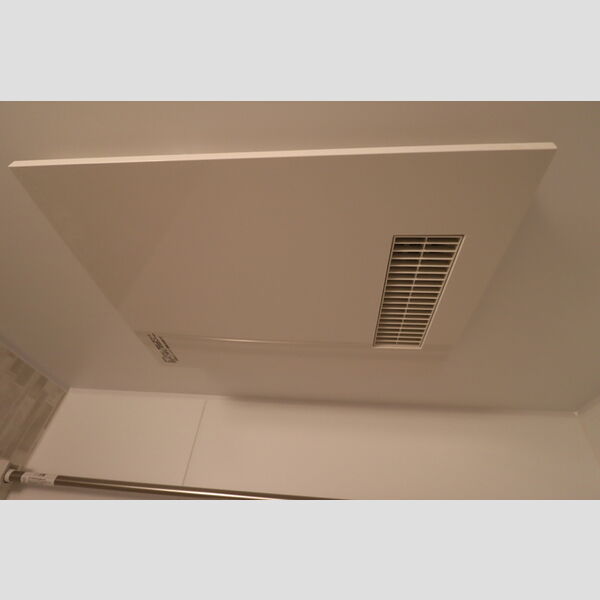 ラリュール赤塚Ⅰ205号室 浴室換気乾燥機