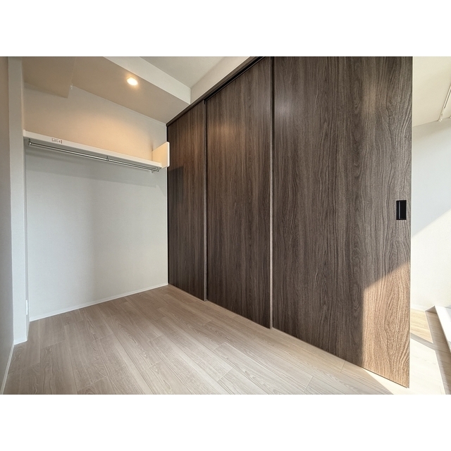 デュオフラッツ品川戸越202号室 洋室2.4帖　2025年8月撮影