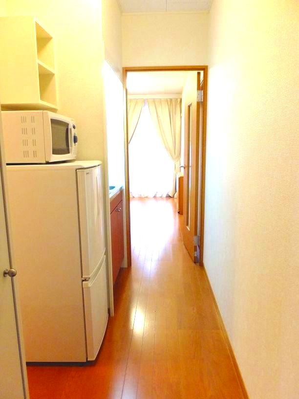 レオパレスサンライズ104号室 玄関