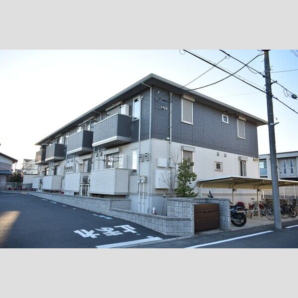 ルミナステラス201号室 外観