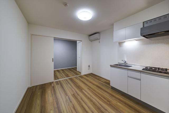 ＣＲＡＳＴＩＮＥ植竹町3階 リビング