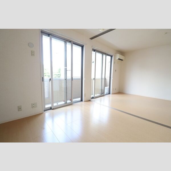 クレセントM　Ⅴ105号室 洋室★LDK