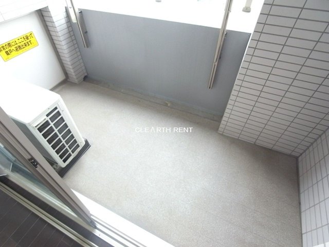 コンシェリア・デュー代々木公園8階 お外で洗濯物が干せます☆