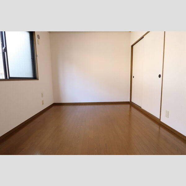 エミネンス　壱・弐番館2-105号室 洋室