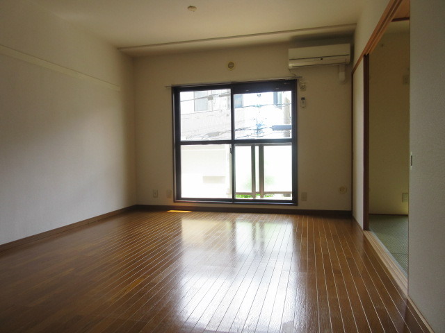 ヴェルディ武蔵野 居室1