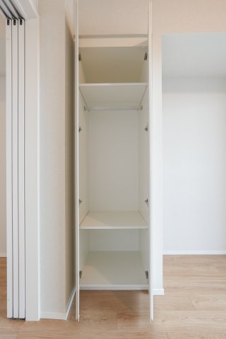 リビオメゾン大岡山401号室 収納