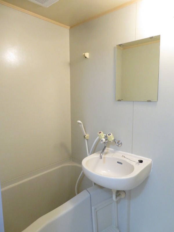 マミーコーポ1階 ＊別号室の写真となります。