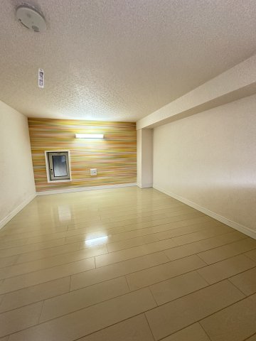 ユナイト南太田レディマーガレット108号室 同建物別部屋の参考画像