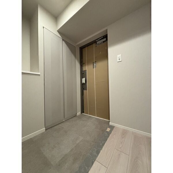 スプランディッド上野North1502号室 玄関