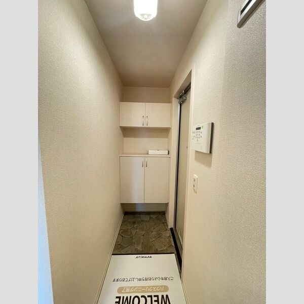 トネリコテラス　2 玄関