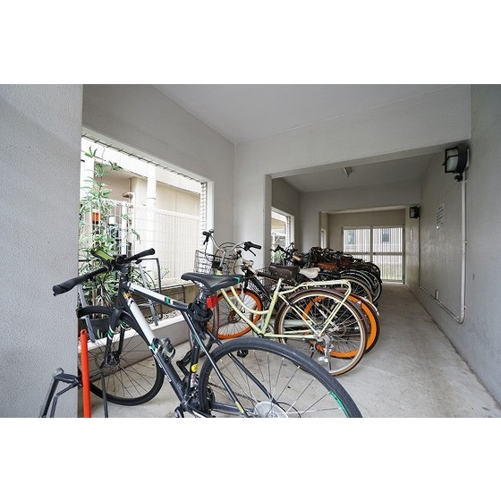 パーソネージュ西大島0304号室 駐輪場