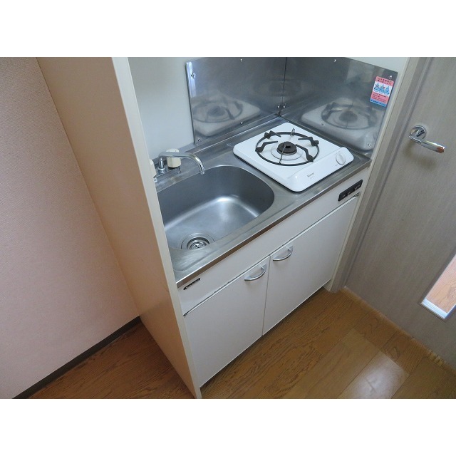 シンザンⅢ（旧第２ＹＡＭＡＤＡビル）0402号室 キッチン