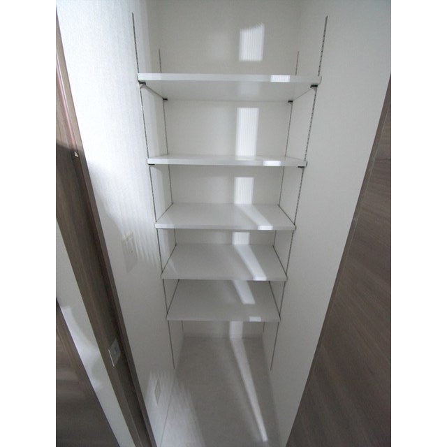 プライムガーデン若木0514号室 内観