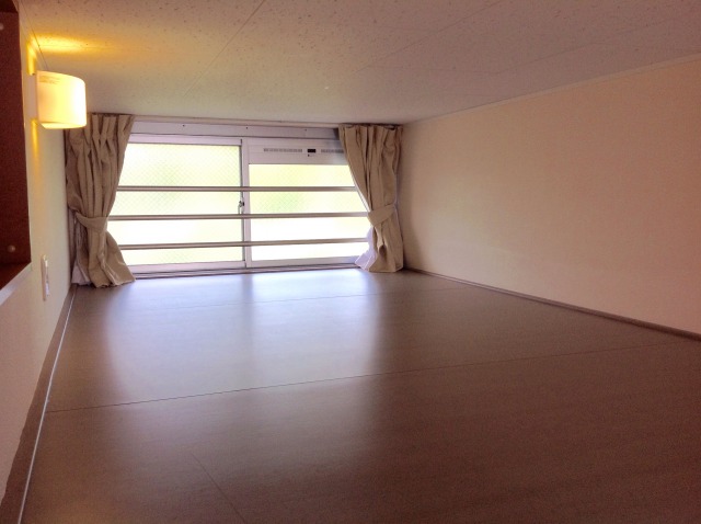 レオパレスｅｃｌａｔ 内観