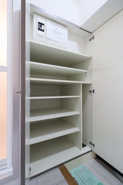 エクセル鶴見 靴入