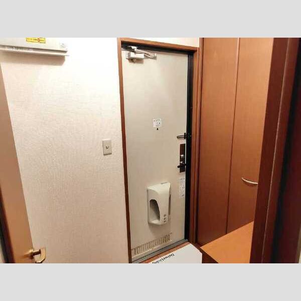 セジュール多摩境205号室 玄関