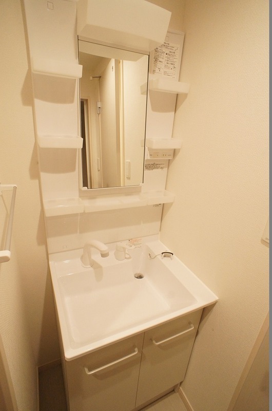 リブリ・Sana Isogo1階 洗面