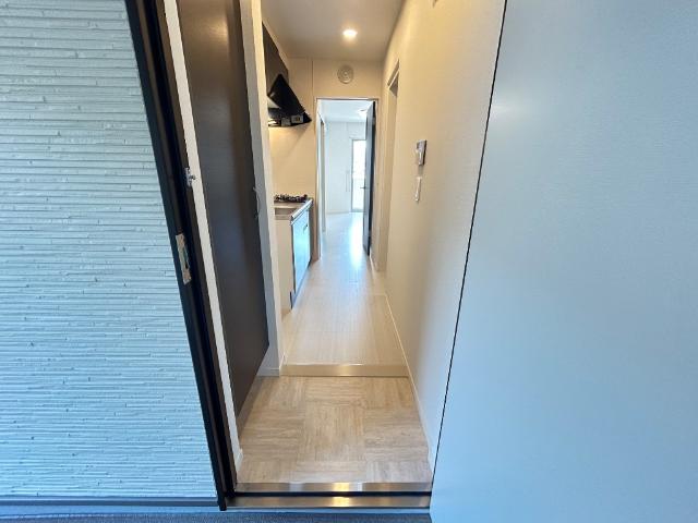 OceanCoastTsudanuma（オーシャンコーストツダヌマ）302号室 玄関