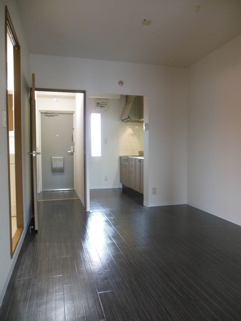 クレセールＫ0306号室 リビング