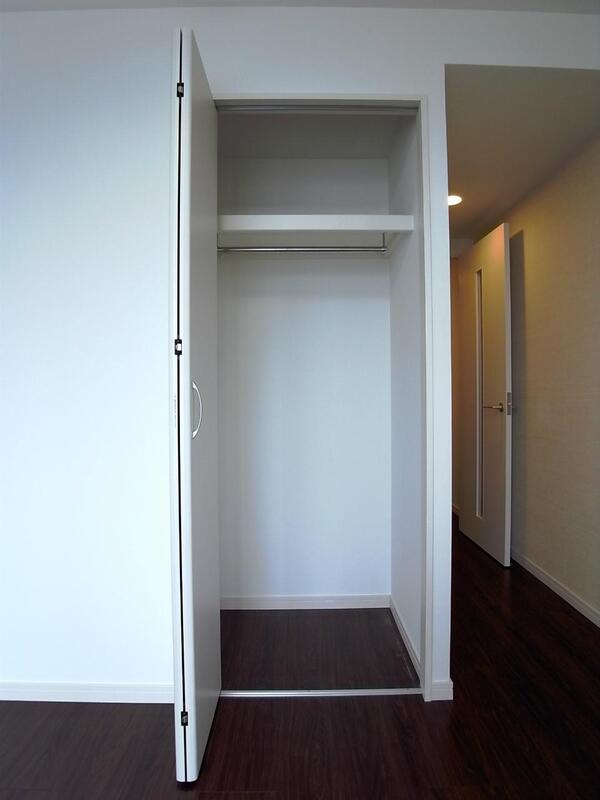 リブリ・コンソラトゥール1階 収納