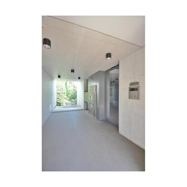 2232フレグランスアベニュー エントランス