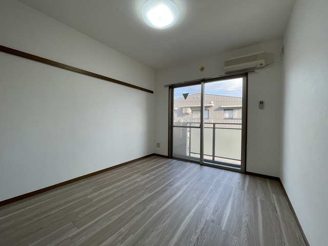 コートフローラ0305号室 リビング