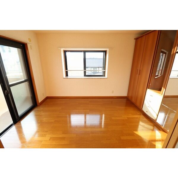 フレグランス203号室 洋室6帖