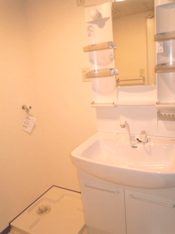 ＣＥＲＥＺＡ　ＳＡＫＡＭＯＴＯ0301号室 洗面