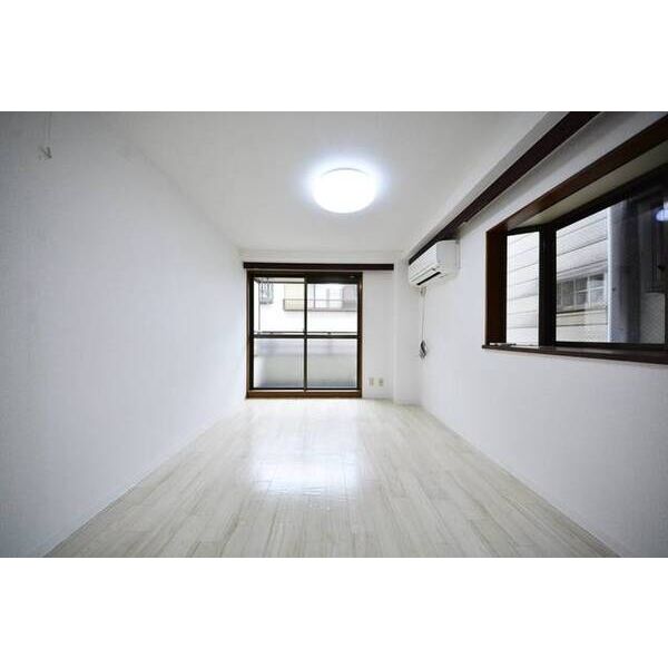 トリノマンション リビング