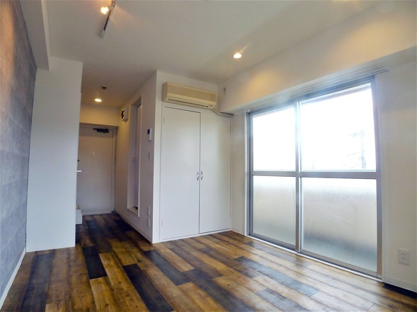 ドムール平塚第３ リビング