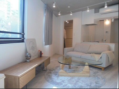 ＰＲＥＡＳ　ＨＯＮＡＮＣＨＯ2階 モデルルーム（別部屋・家具は附帯しません）