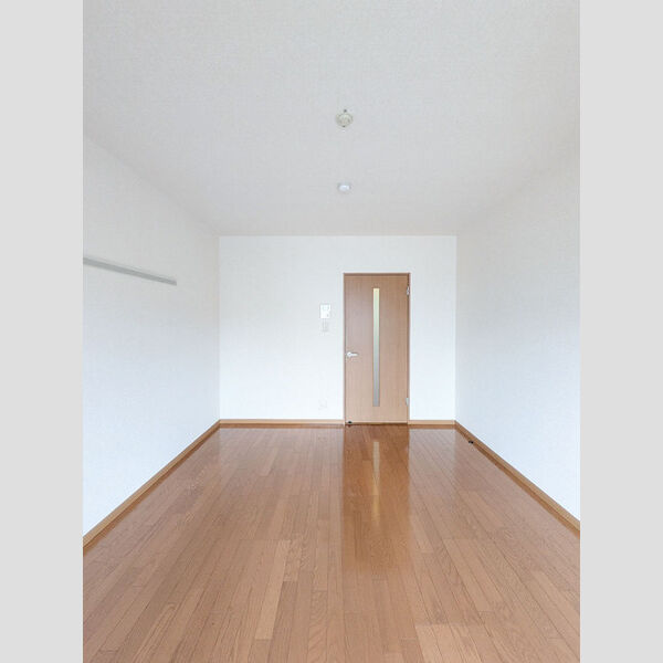 メイプルヒルズ402号室 洋室