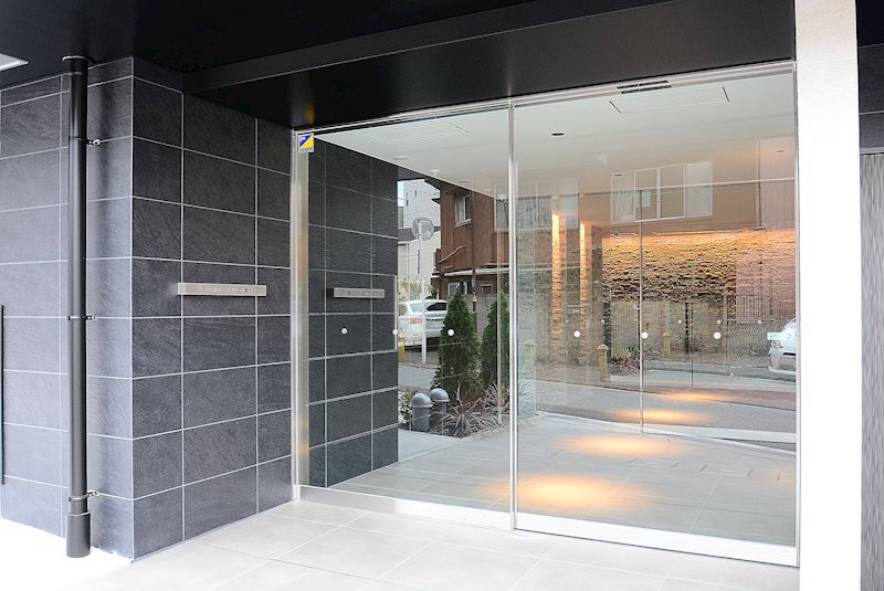 ステージファースト千葉中央5階 エントランス