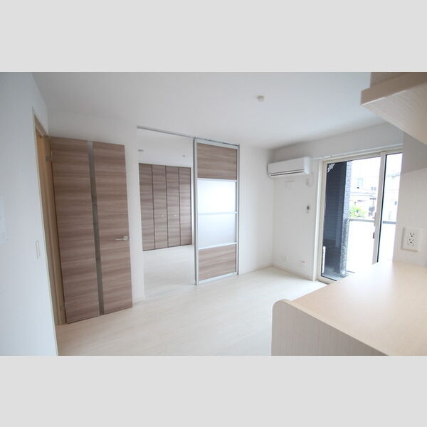 グランドゥール　シャルマン 明るいカラーのフローリング♪